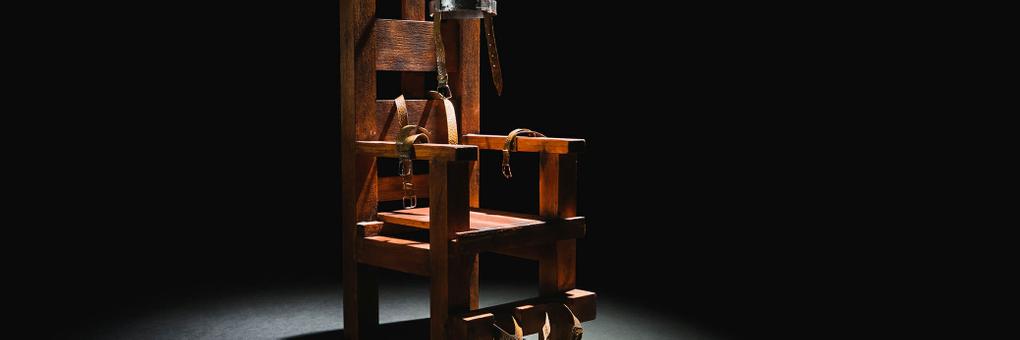 &#8220;A War of Currents&#8221;&#58; The Real Story of Thomas Edison and the Invention of the Electric Chair