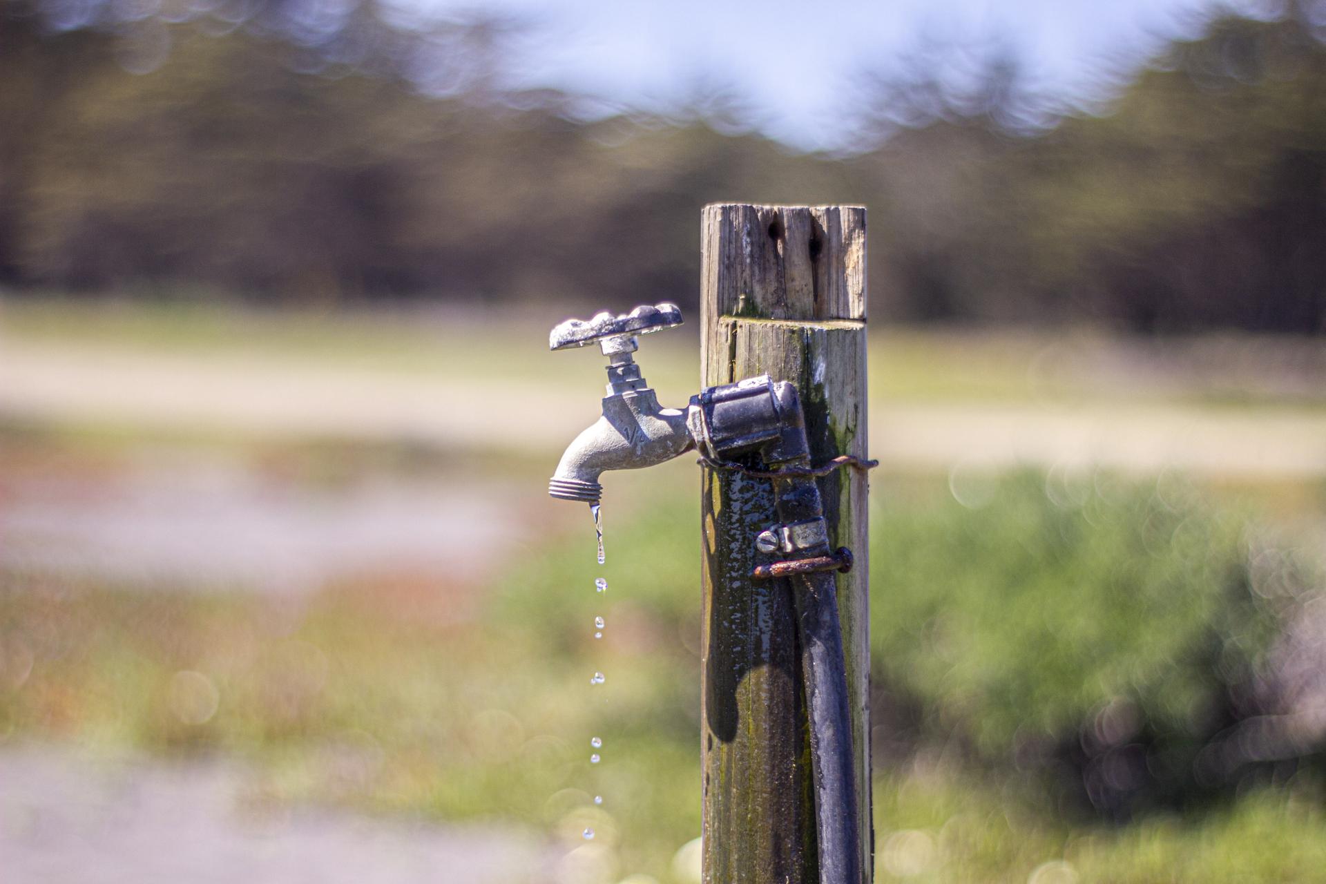 Water scarcity faucet